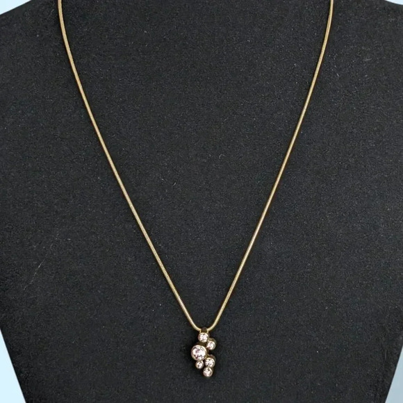 (2/$20) Vintage Avon Pink Rhinestone Pendant Necklace - Picture 2 of 6